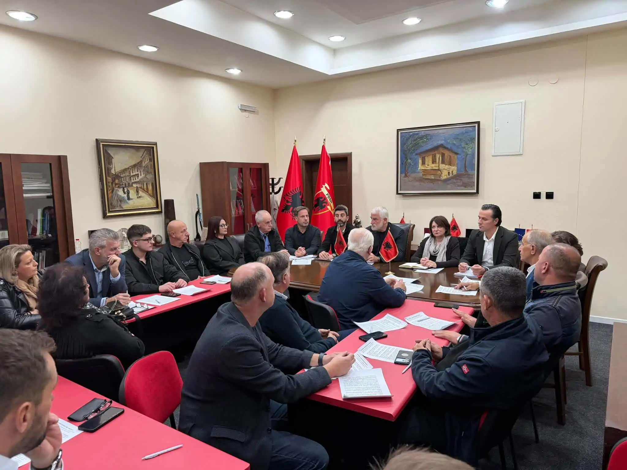 PDSH nis rishqyrtimin e Marrëveshjes Politike, formohet grupi punues